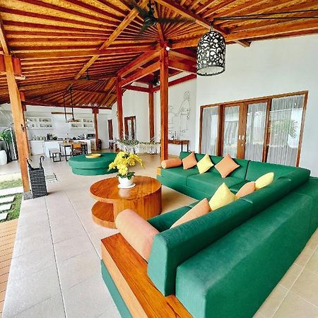 Villa Orked 3 With Family Room Seminyak Zewnętrze zdjęcie